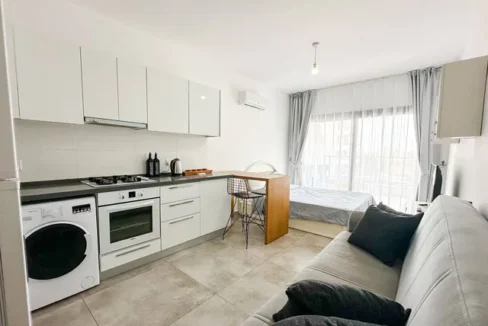 نمای داخلی استودیو با دکوراسیون کامل در سزار ریزورت قبرس شمالی